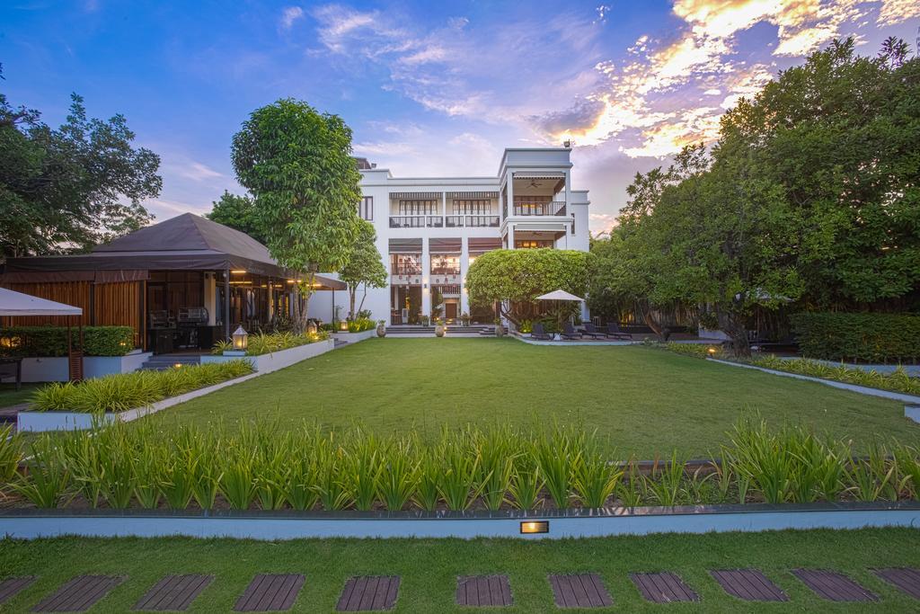 Aruntara Riverside Boutique Hotel Chiang Mai Buitenkant foto